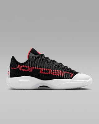 Jordan ルカ77 バスケットボールシューズ ブラック/レッド/シルバー NIKE公式】ルカ 77 